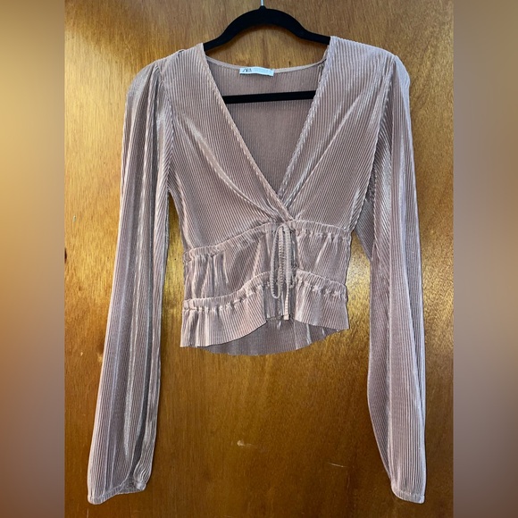 Zara Tops - Zara blouse